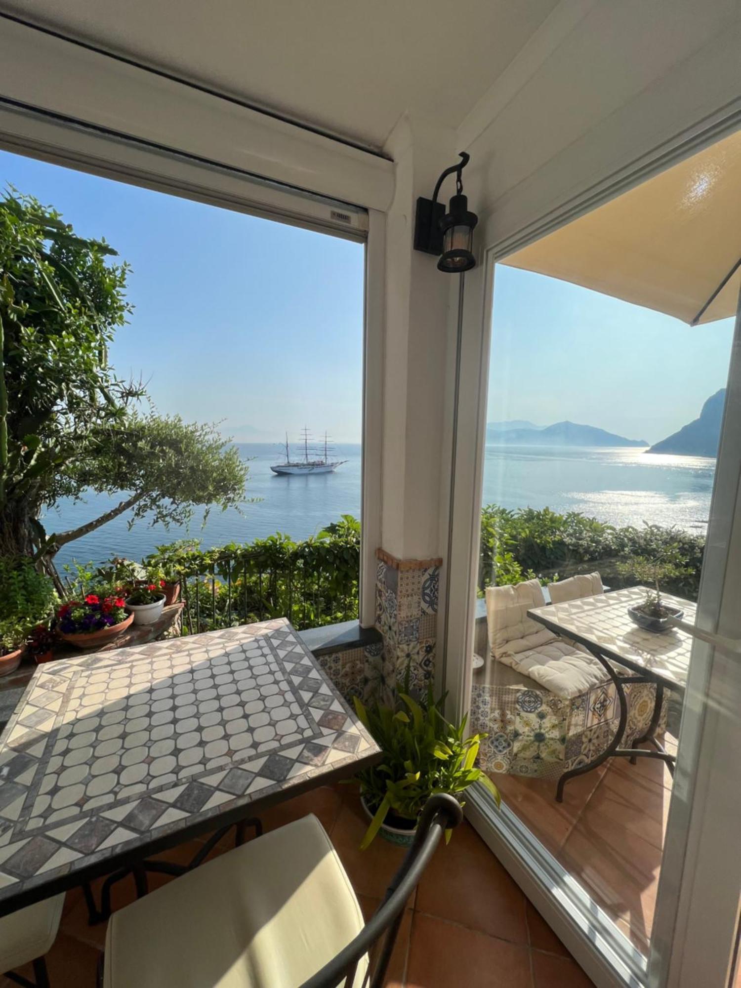 La Terrazza Sul Mare Bed and Breakfast Κάπρι Εξωτερικό φωτογραφία